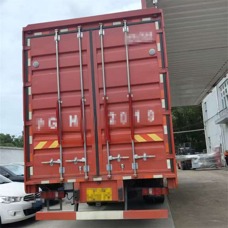 辰溪县普定县进仓物流：专线直达的多元货运之旅
